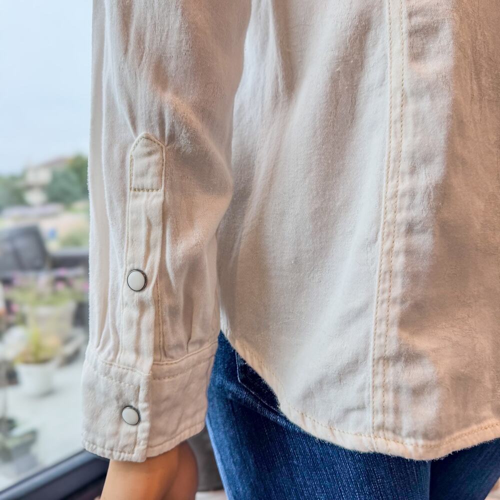 Barn Fly Trading, 100% Cotton White Western Snap Button Shirt, Women's Medium - Picture 4 of 11